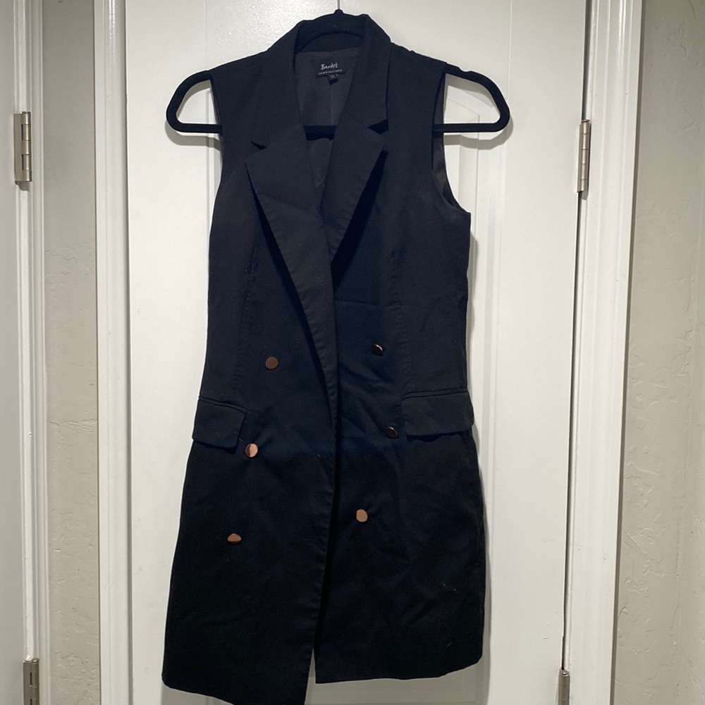 black short sleeve blazer dress.         size 6/ S